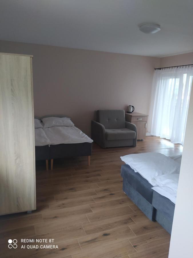Hotel Piaskowy Dwor Krynica Morska Esterno foto