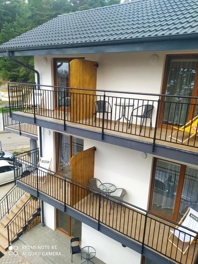 Hotel Piaskowy Dwor Krynica Morska Esterno foto